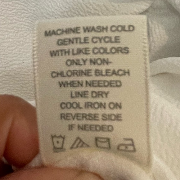 White womens blouse - Picture 3 of 5